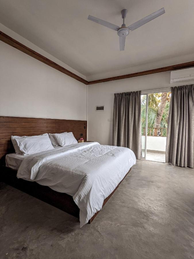 Dhoadhi Retreat Hotel Thulusdhoo Bagian luar foto