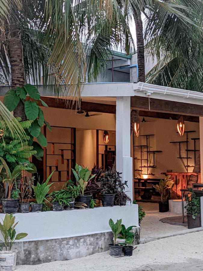Dhoadhi Retreat Hotel Thulusdhoo Bagian luar foto