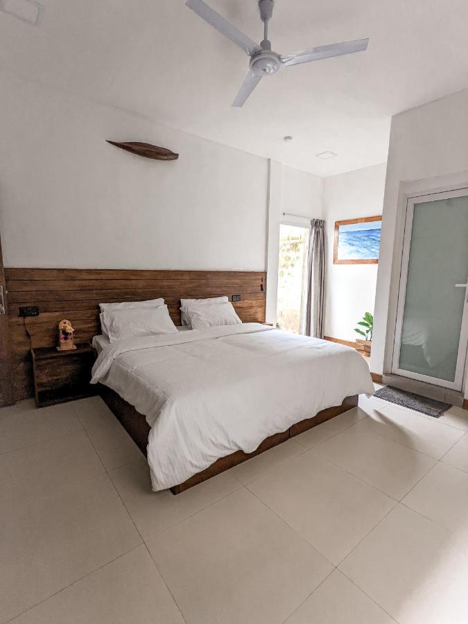 Dhoadhi Retreat Hotel Thulusdhoo Bagian luar foto