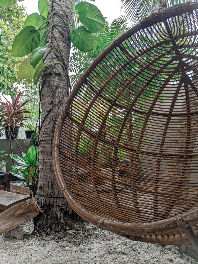 Dhoadhi Retreat Hotel Thulusdhoo Bagian luar foto