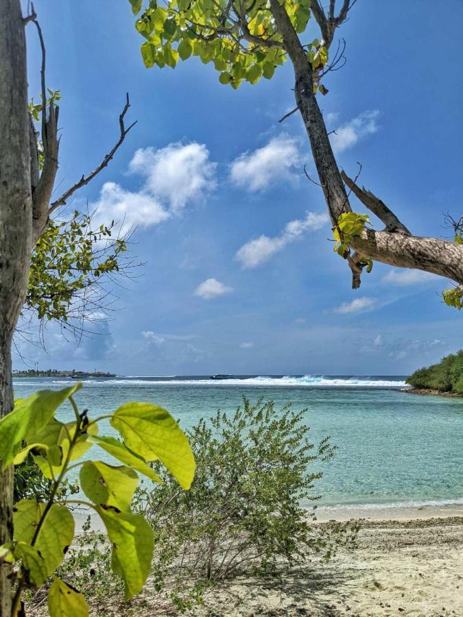 Dhoadhi Retreat Hotel Thulusdhoo Bagian luar foto